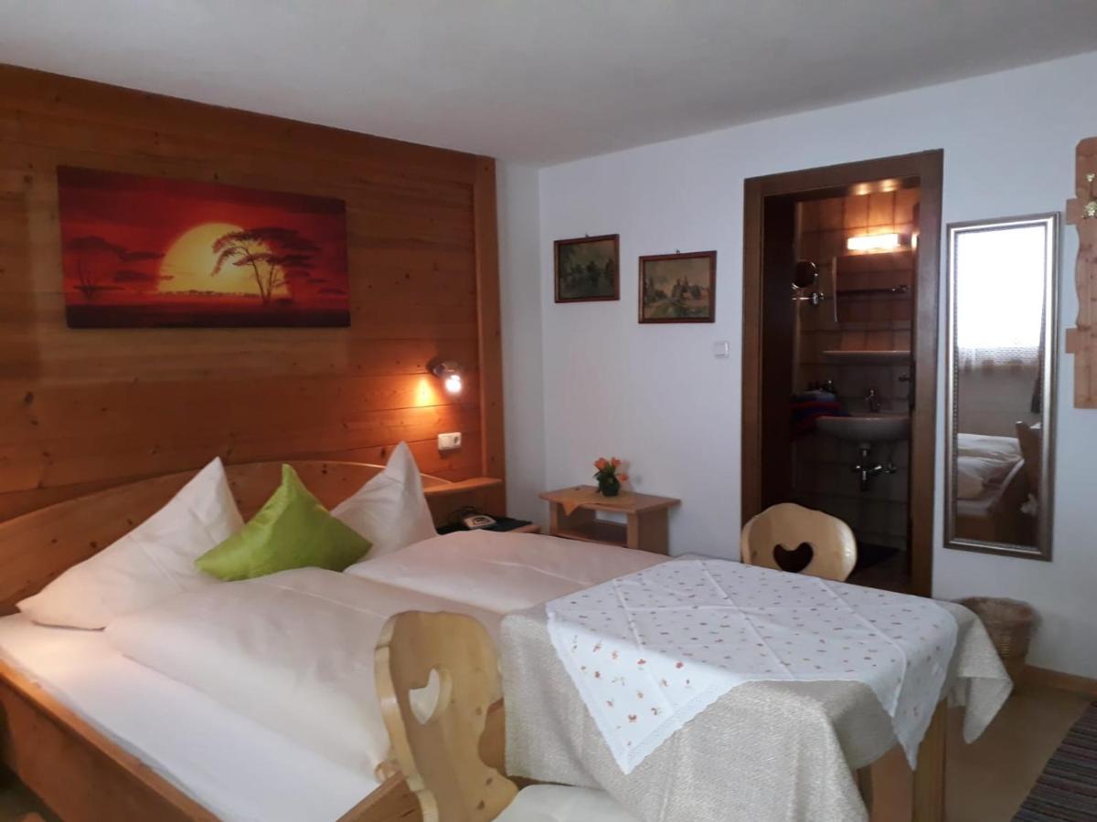 Haus Morgensonne Hotel Pettneu am Arlberg Buitenkant foto