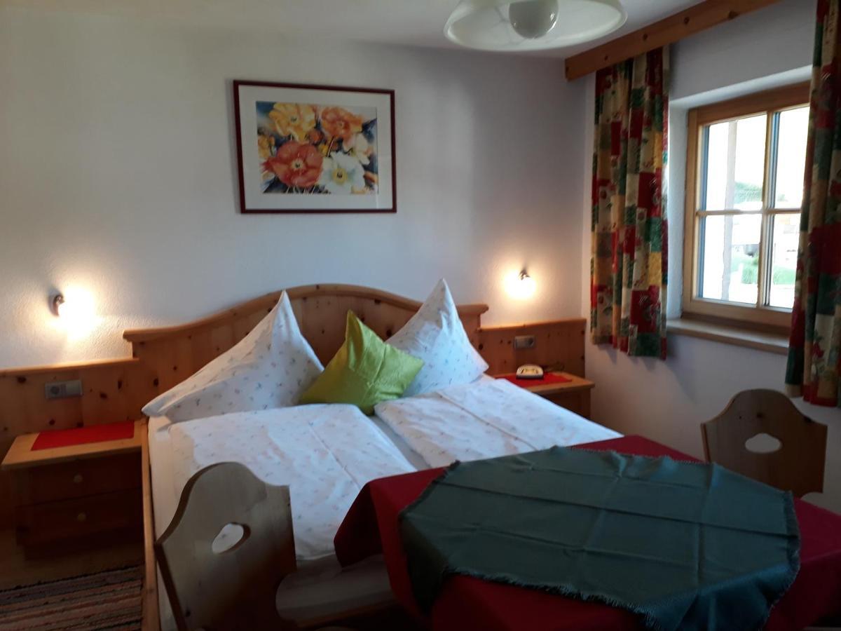 Haus Morgensonne Hotel Pettneu am Arlberg Buitenkant foto