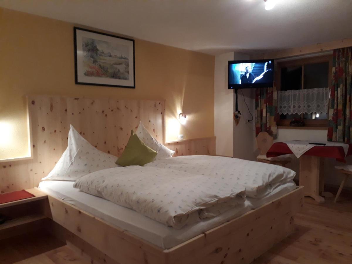 Haus Morgensonne Hotel Pettneu am Arlberg Buitenkant foto