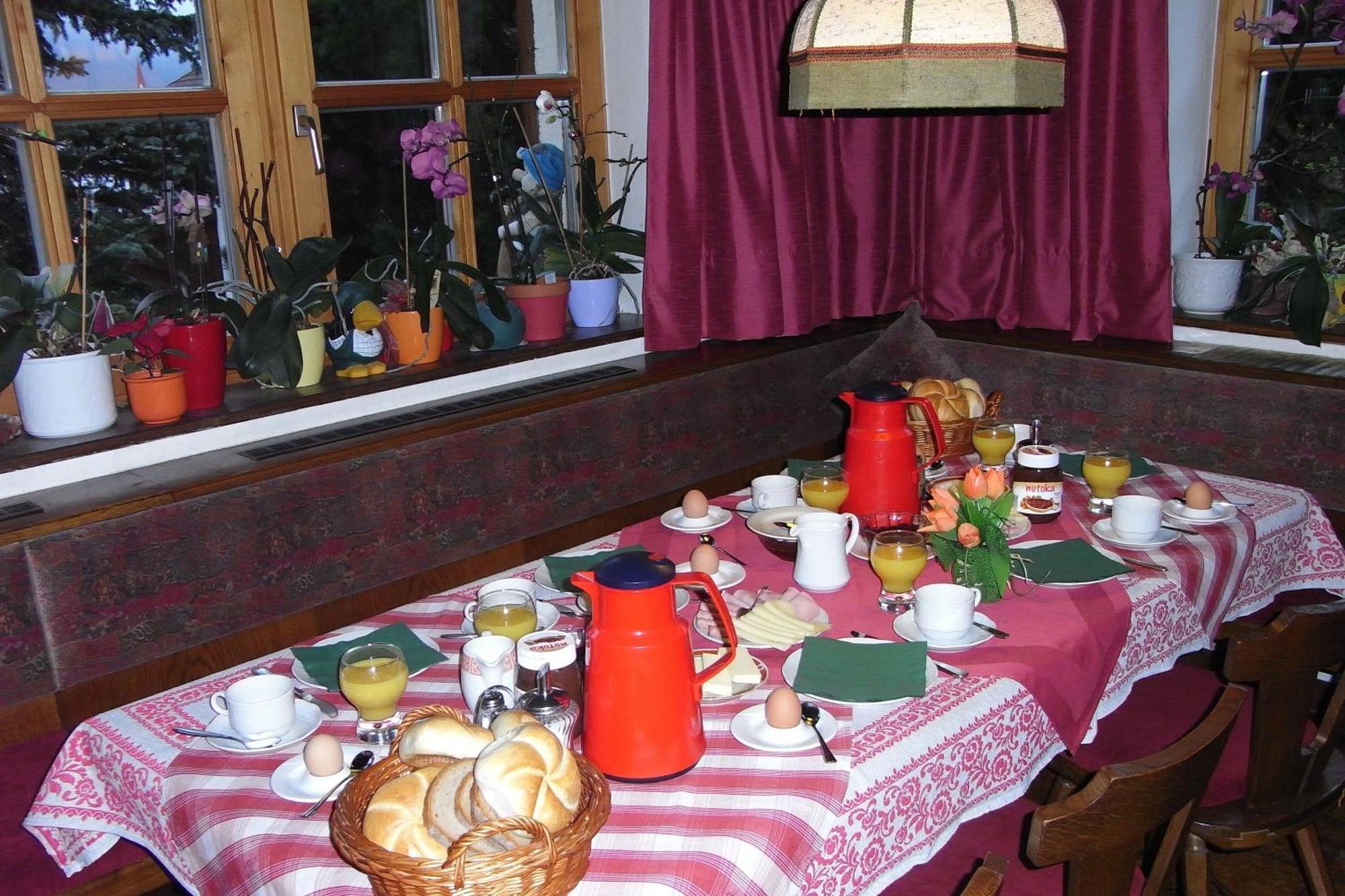 Haus Morgensonne Hotel Pettneu am Arlberg Buitenkant foto